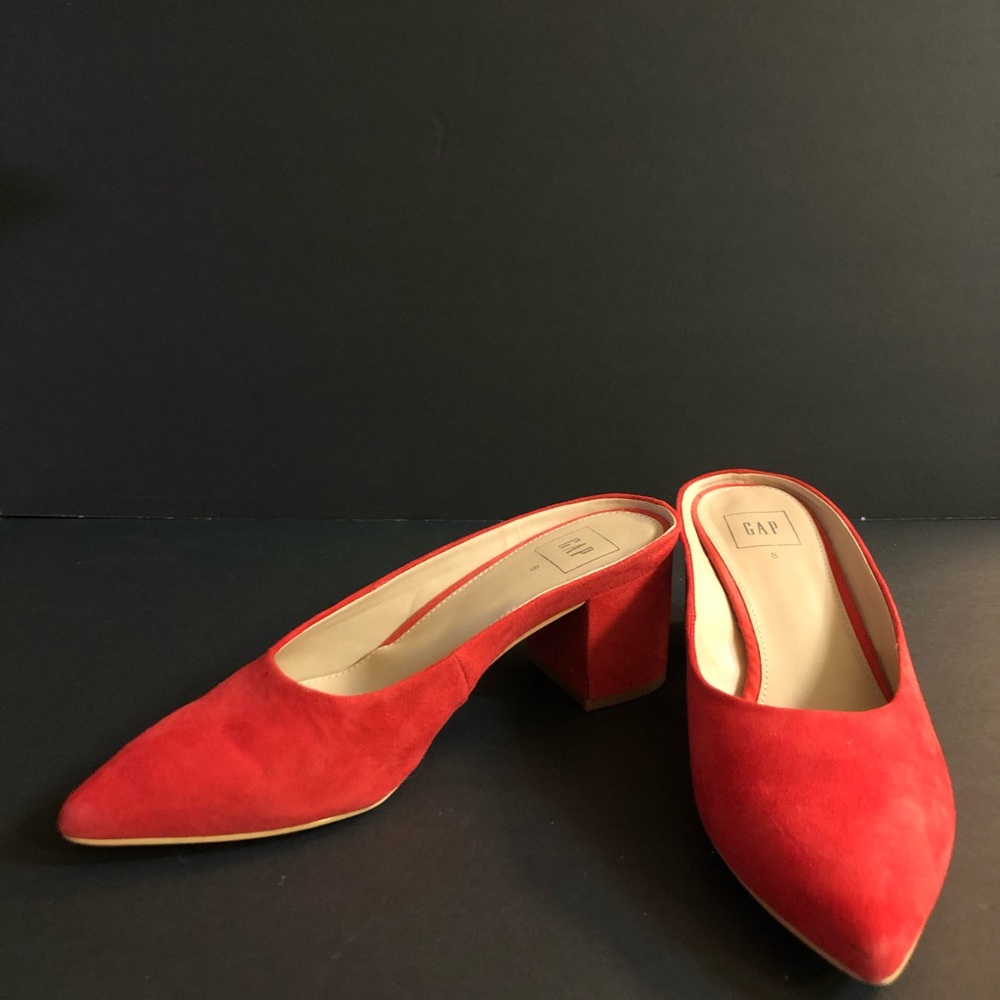NIB GAP size 8 Red Mules Suede worn once* - Picture 6 of 10